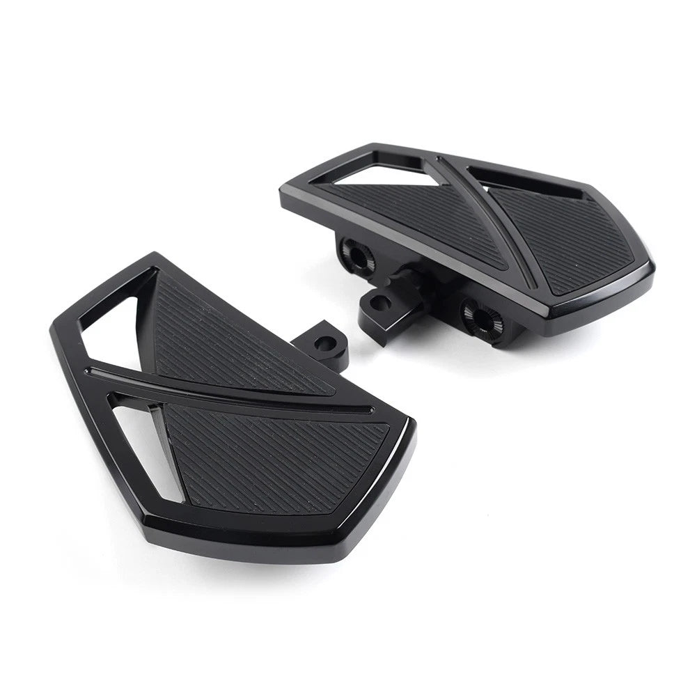 1 Pair of Black Floorboard Footrest Footpegs For Harley Softail 2018-2023