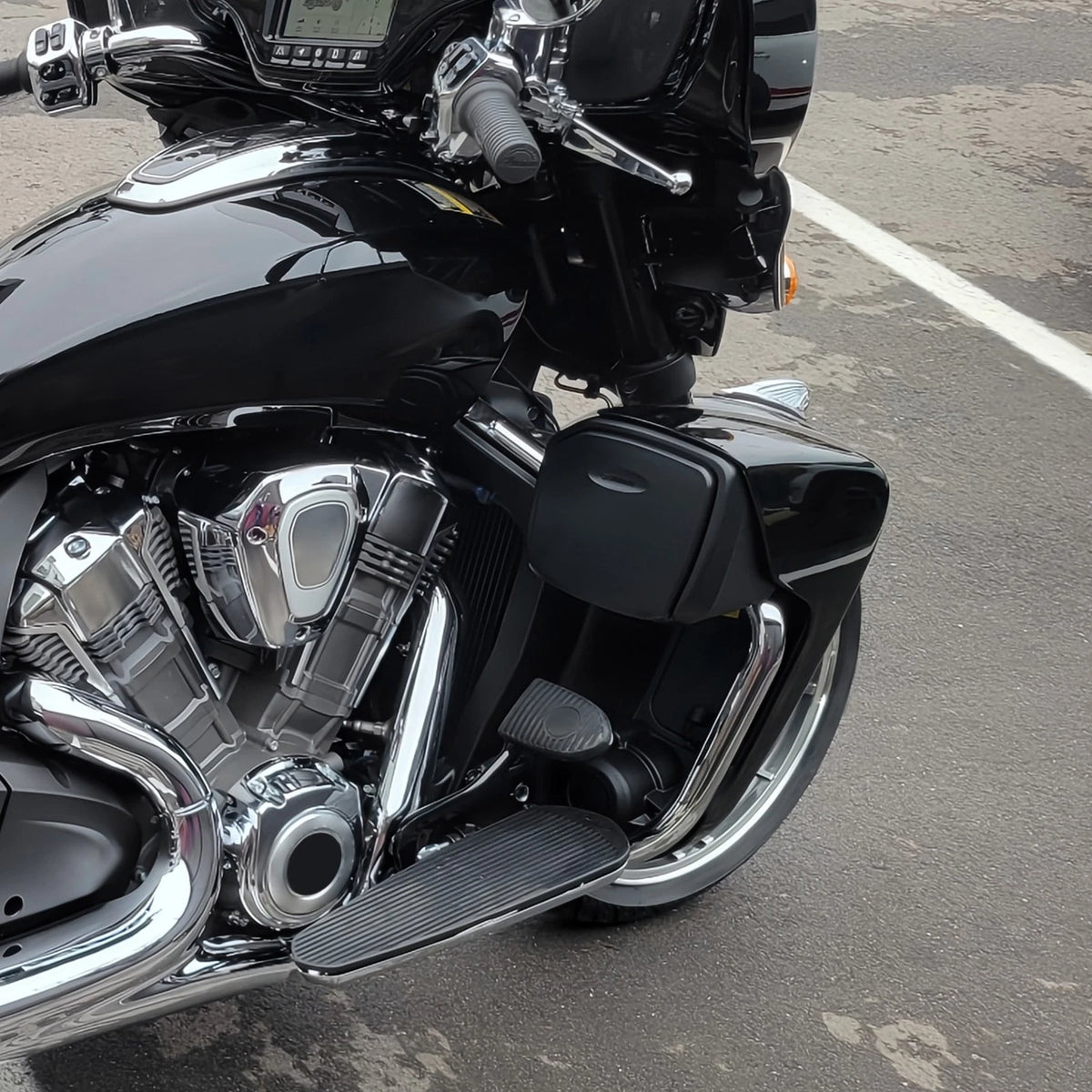 Lower Fairings Storage Box For Indian Challenger 20-25 Pursuit Dark Horse 22-25