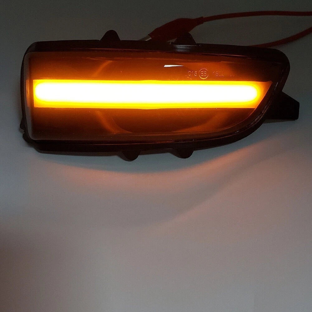 For Volvo C30 C70 S40 S60 V40 V50 V70 Side Mirror Lamp Dynamic Turn Signal Light