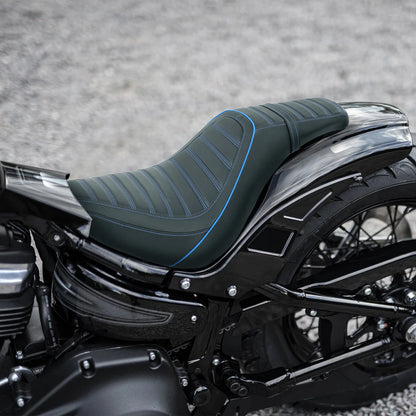 Rider Driver Passenger Seat Fit For Harley Softail Street Bob Deluxe 18-26 Black