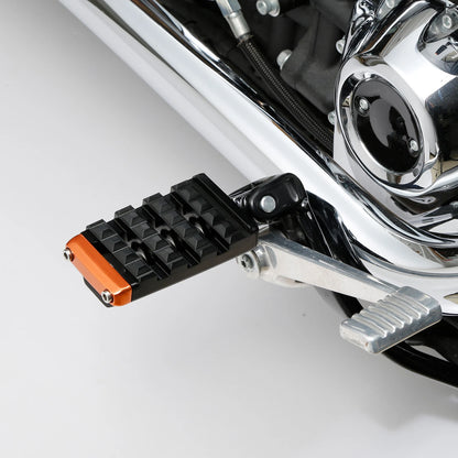 Diver Rider FootPegs Footrests Fit For Harley Softail Street Bob Low Rider 18-24