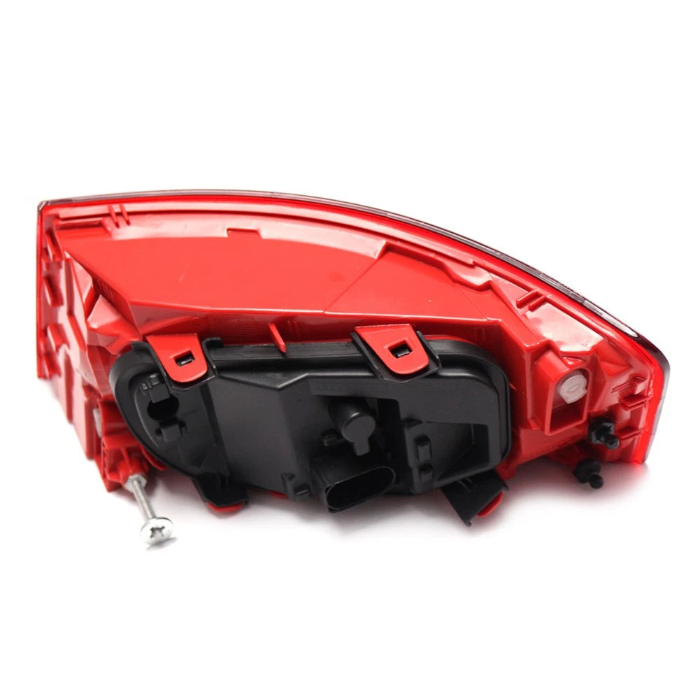 Left Outer Tail Turn Signal Light Rear Brake Warning Lamp For Audi A6 S6 C6 RS6