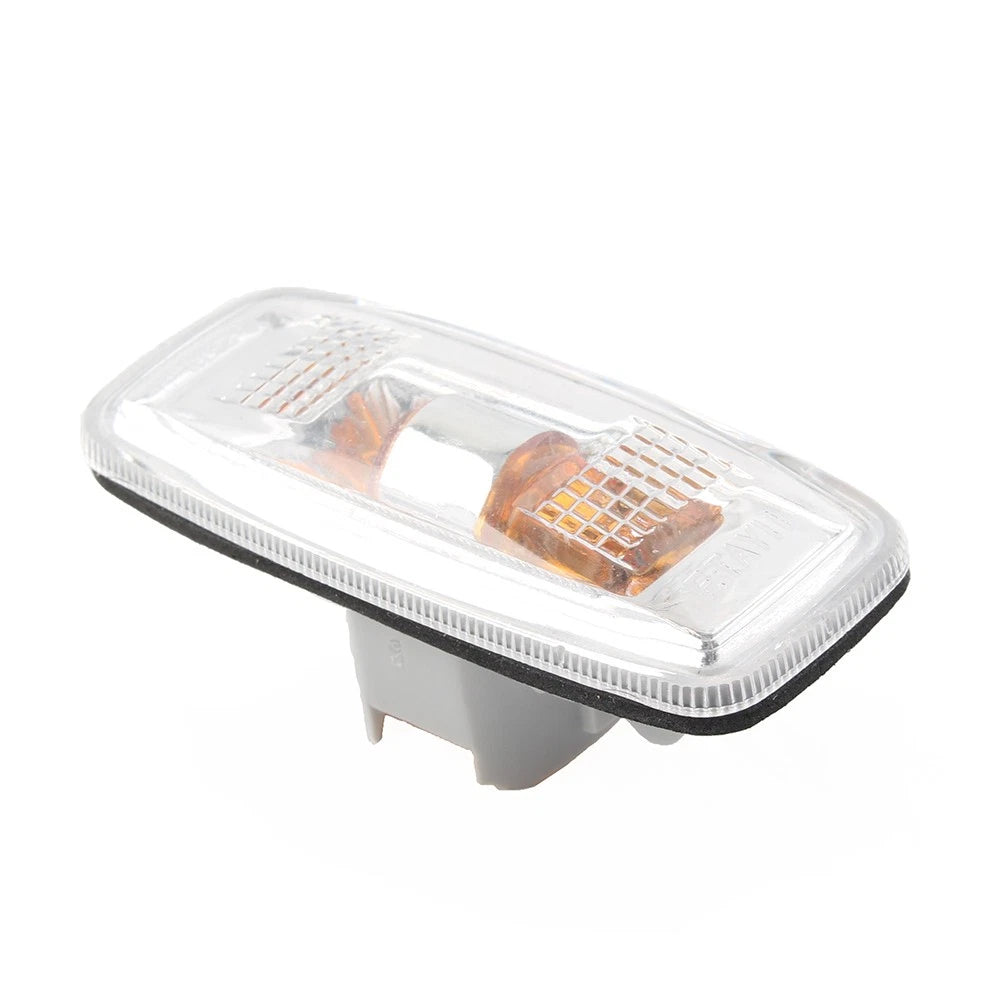 Fit Infiniti M35 2006-2007 26160-9Y000 Side Marker Light Turn Signal Lamp Cover