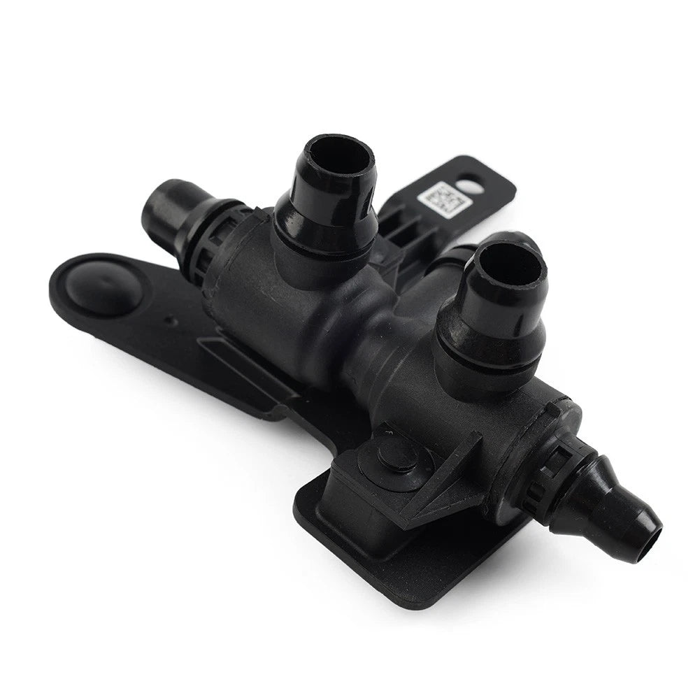 Connector Tube Replacement Water Coolant Valve For Land Rover Range Rover Velar