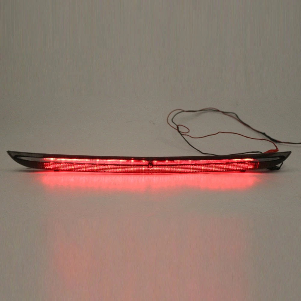 1x Red Highmount 3rd Third Stop Brake Light For VW Touareg 2003-10 7L6945097B/C