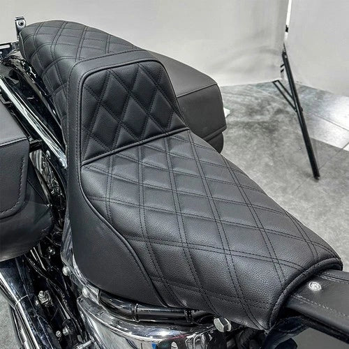 For Harley Softail Standard Slim Deluxe StreetBob Heritage Classic Driver Seat
